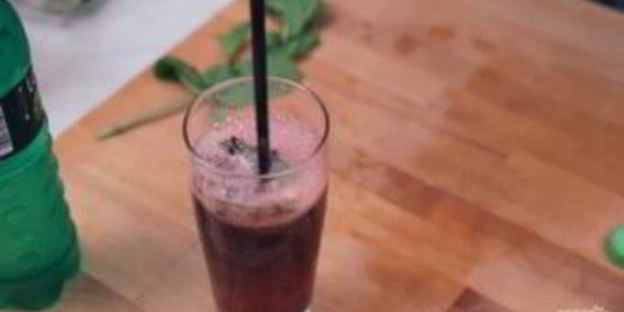 ягодный лимонад