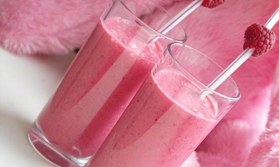 Рецепт малинового коктейля с корицей