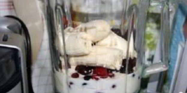 молочный коктейль с черешней