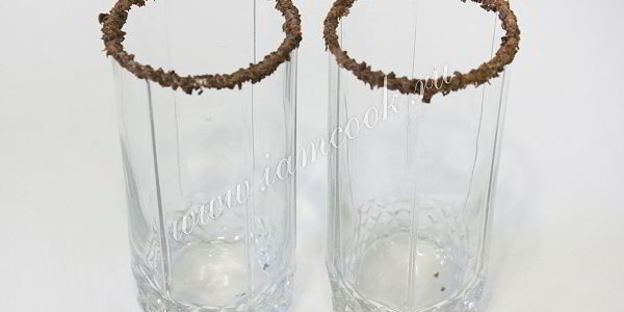 молочный коктейль с мороженым