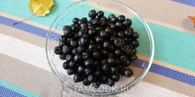 морс из черноплодной рябины