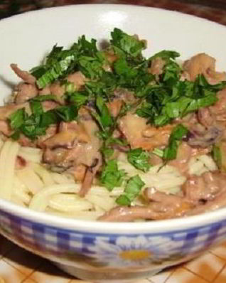 Морской коктейль со спагетти