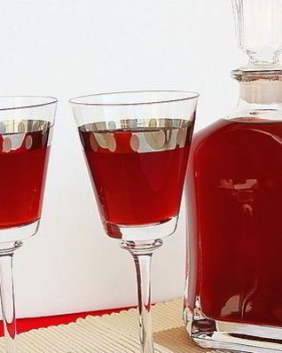 Наливка из рябины