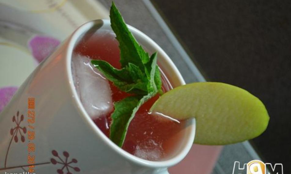 Рецепт напитка с мелиссой и крыжовником
