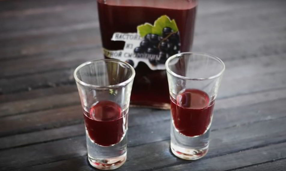 Рецепт настойки из смородины на водке