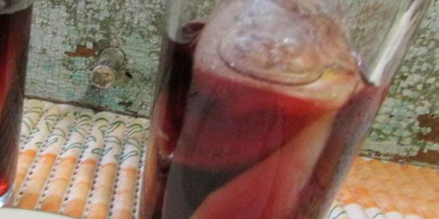 газированная сангрия с минералкой