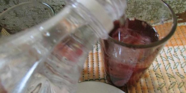 газированная сангрия с минералкой