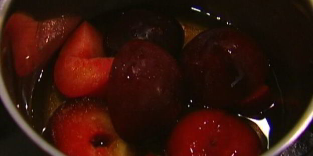 сливовый коктейль с мороженым