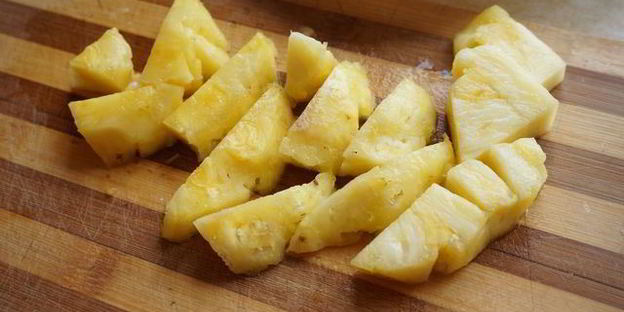 ананасово-ягодный смузи