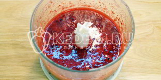брусничный смузи со сливками