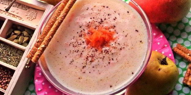 грушевый смузи с морковью