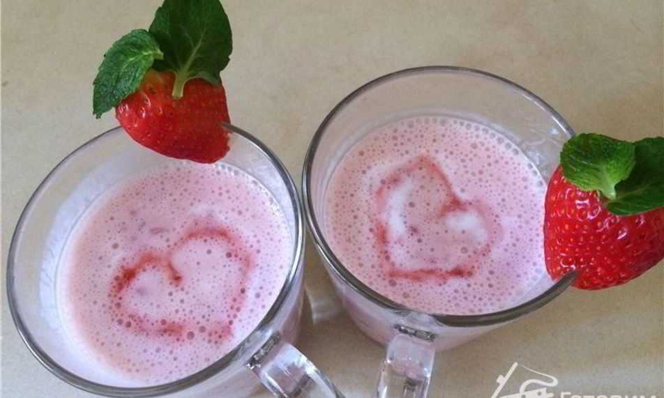 Рецепт клубничного кефирного смузи