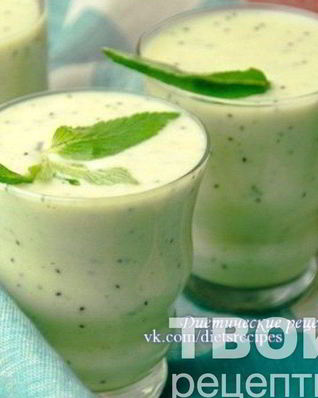 Молочно-фруктовый смузи с киви и бананом