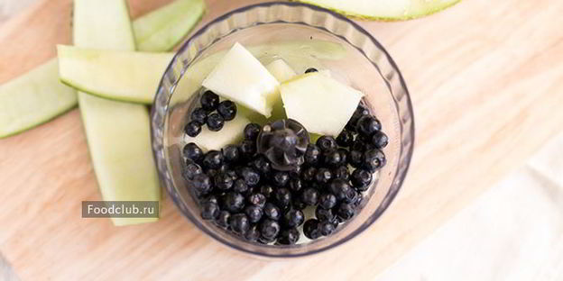 смузи из дыни с черникой