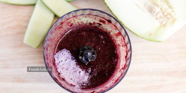 смузи из дыни с черникой