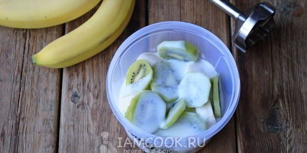 смузи из кефира и банана