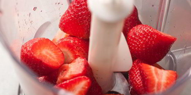 смузи из клубники с базиликом