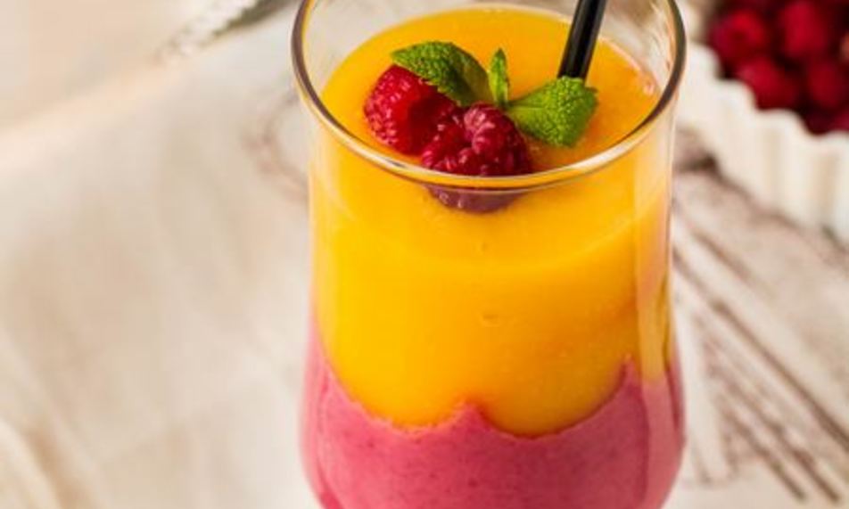 Рецепт смузей из малины и манго