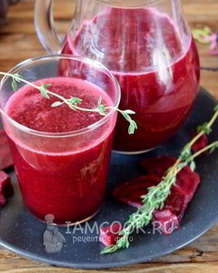 Смузи из свеклы с сельдереем