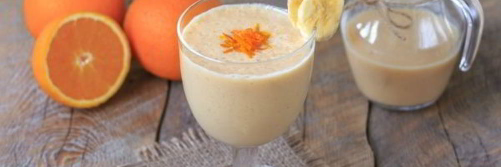 Смузи с бананом и апельсином