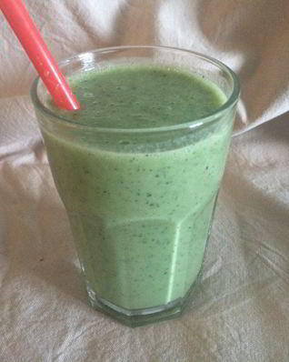 Ванильный смузи из киви и дыни