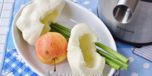 сок из свежих овощей с яблоком