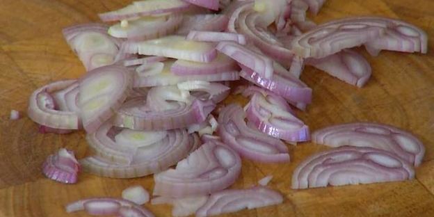 треска в кленовом сиропе под соусом из кураги