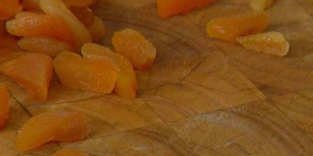 треска в кленовом сиропе под соусом из кураги