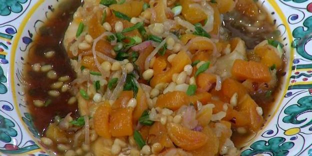 треска в кленовом сиропе под соусом из кураги