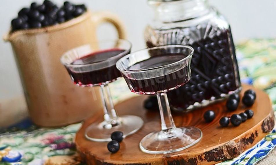 Рецепт вина из черной рябины