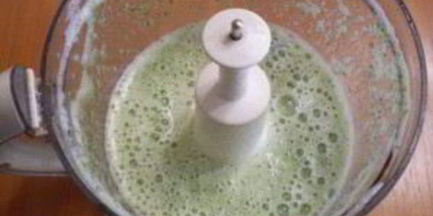 зеленый коктейль для сыроедов