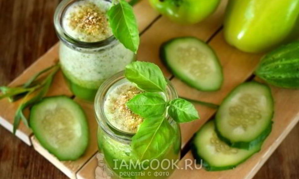 Рецепт зеленого коктейля с огурцом и перцем