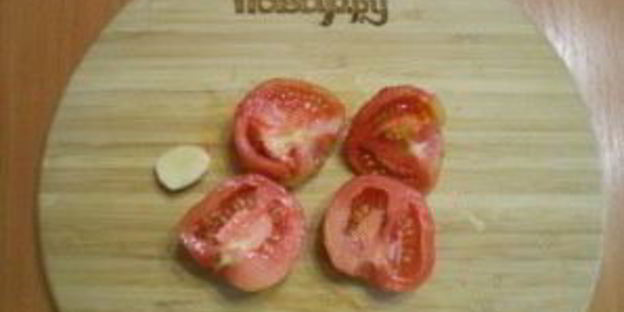 зеленый коктейль с помидорами