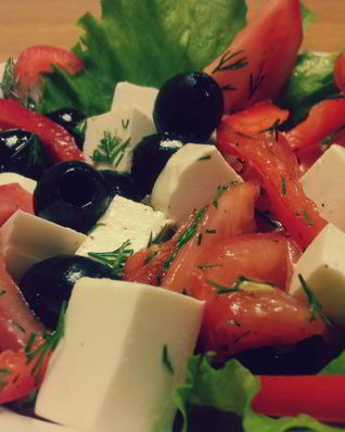 Греческий салат с сыром фетакса