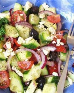 Греческий салат Санторини