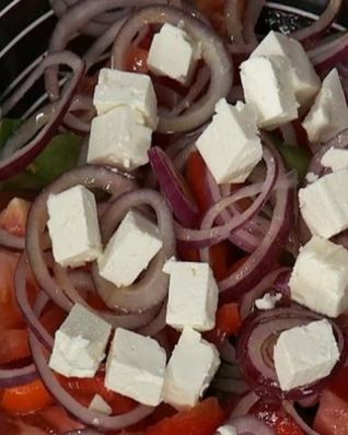 Легкий греческий салат