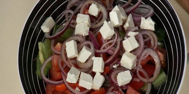 легкий греческий салат