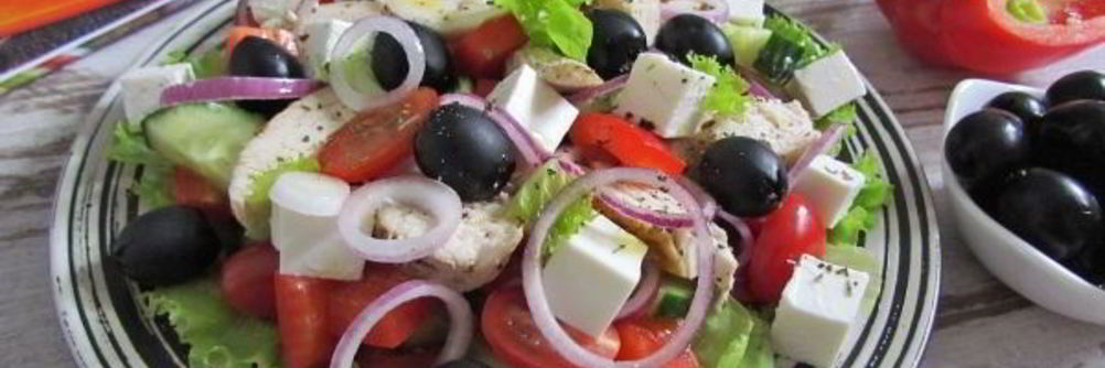 Салат Греческий с курицей