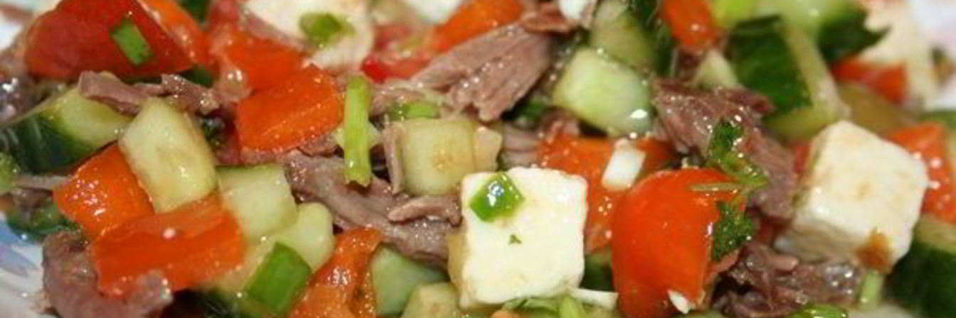 Салат греческий с мясом