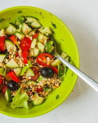 Салат из зеленой гречки