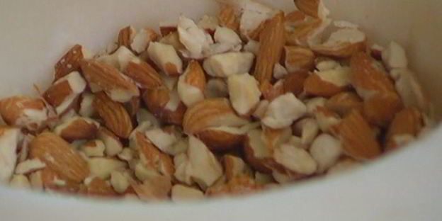 салат с гречневой лапшой