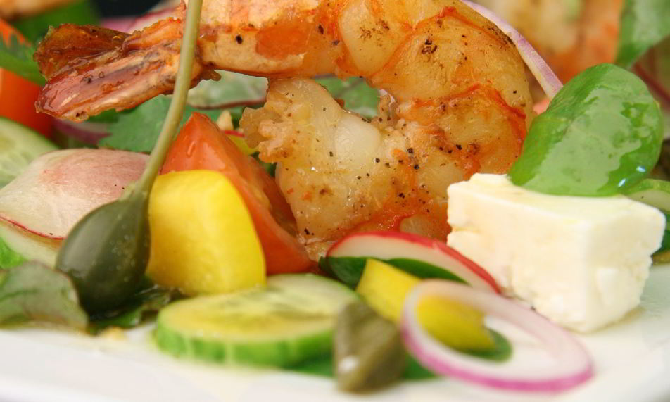 Рецепт салата в греческом стиле с соусом ceviche