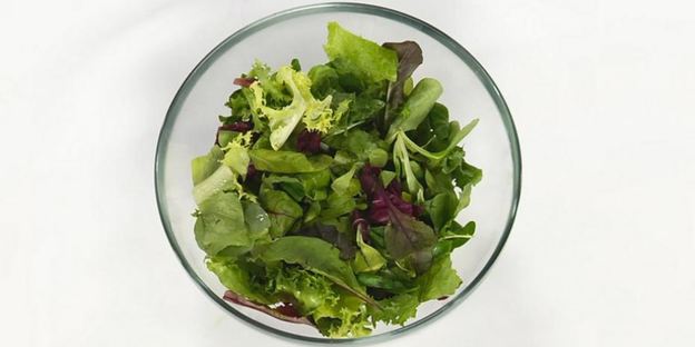 солнечный греческий салат