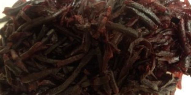 теплый салат с гречкой, свеклой и грибами