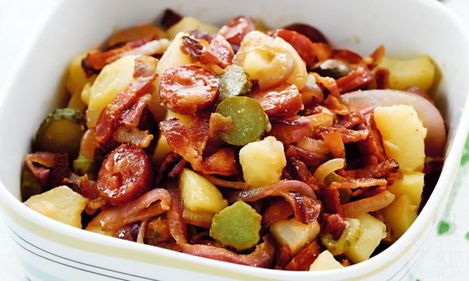 Рецепт картофельного салата с копченостями