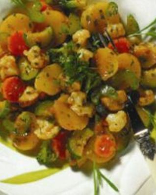 Картофельный салат с овощами