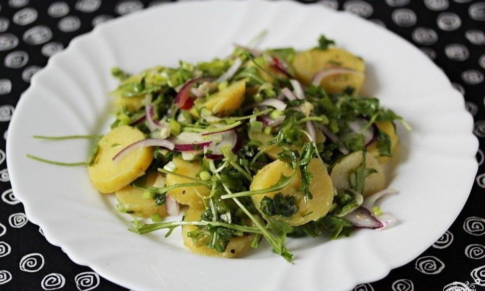 Рецепт картофельного салата с руколоя