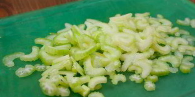 картофельный салат с сельдереем