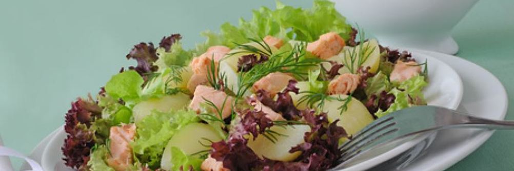 Картофельный салат с семгой