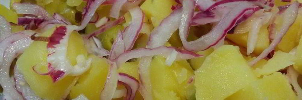 Салат из картофеля с оливками